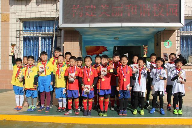 GFFN：巴黎无意引进克鲁皮，锋线目标是阿克利乌舍和扬·迪奥曼德